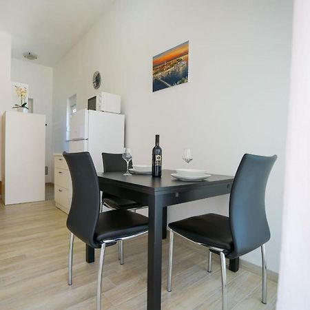 Apartment Nicol Zadar Exterior photo